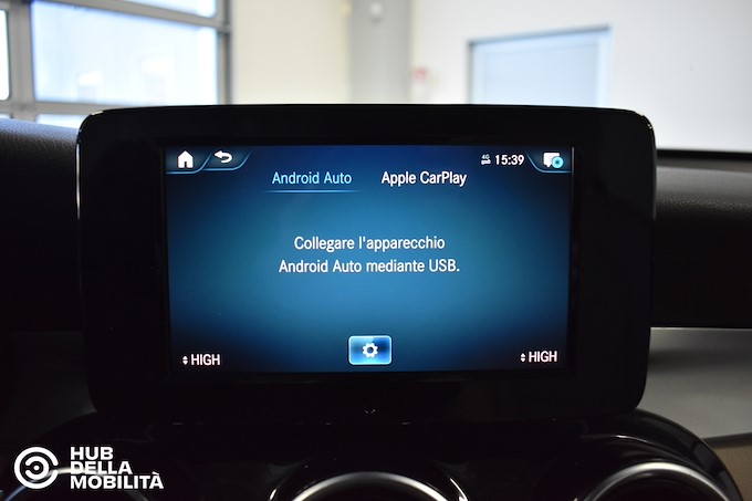 MERCEDES-BENZ GLC 300 e 4Matic EQ-Power Business Extra